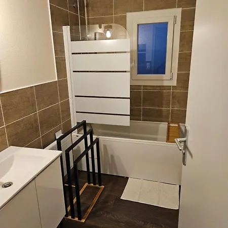 De L'echalas Holiday home Arbois