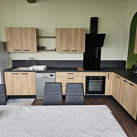 De L'echalas Holiday home *